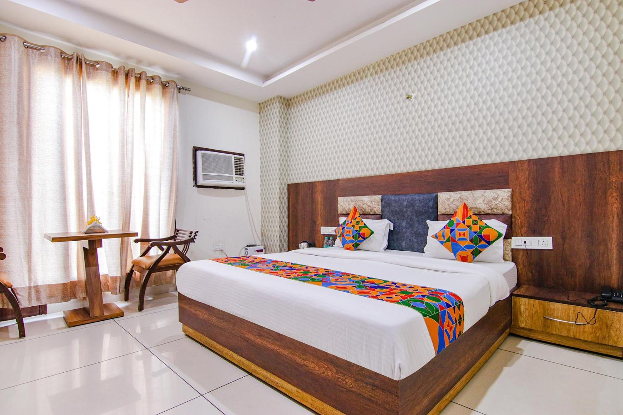 Fabhotel Lime Wood Mohali Екстер'єр фото